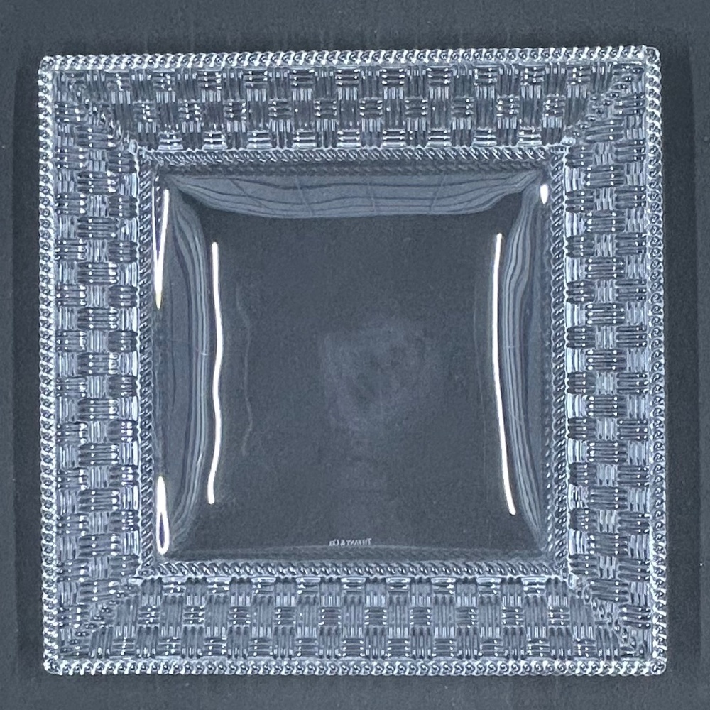 🩵 TIFFANY & Co. Basketweave Crystal Plate (no box) 🩵